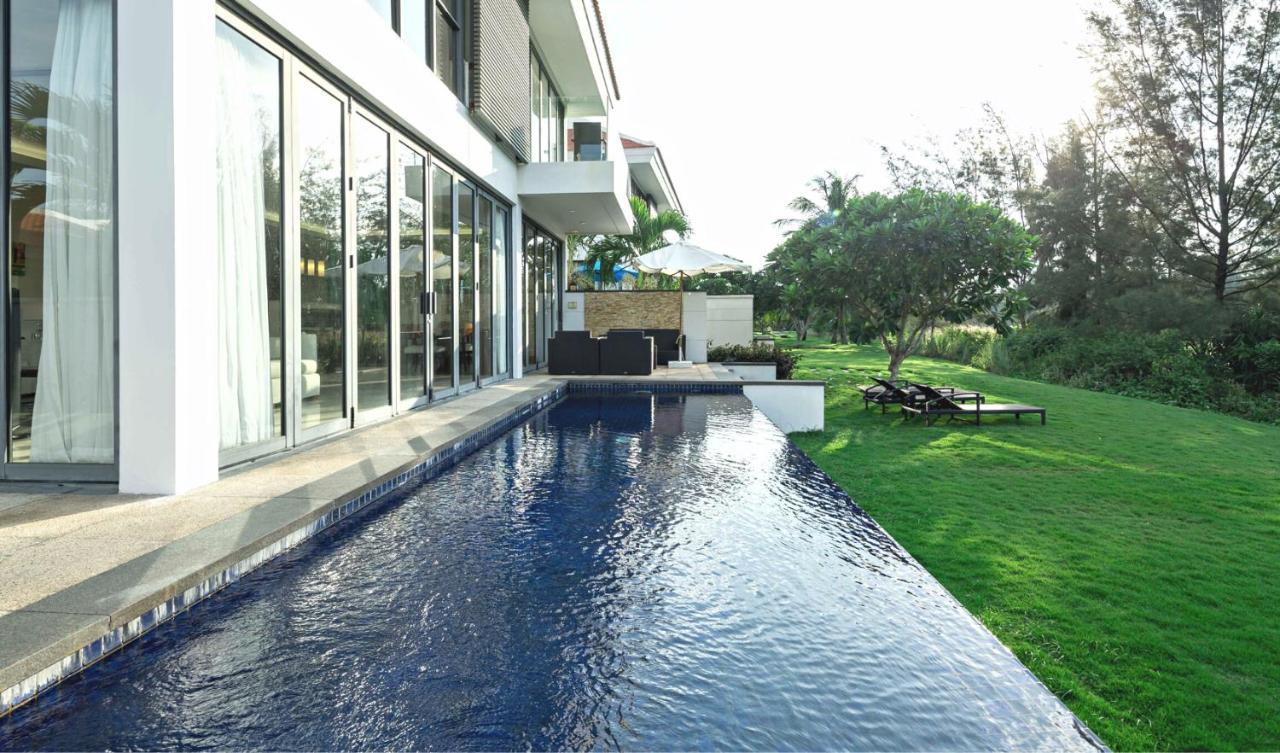 Luxury Pool Close To The Private Da Nang