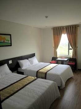 Rich Land Hotel 2*