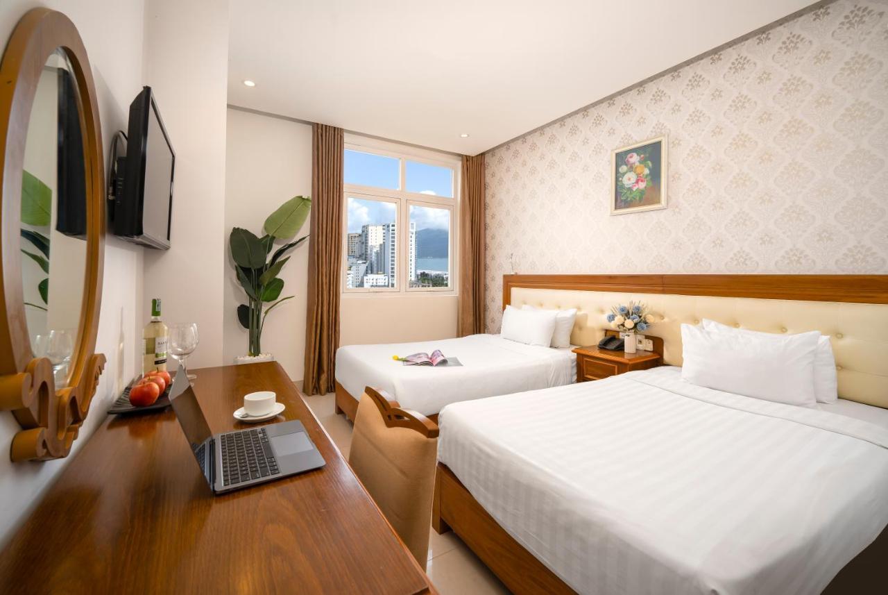 Royal Family Hotel 4*