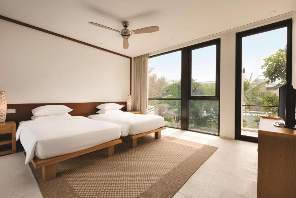 Seaview And -spa By Jt Group 