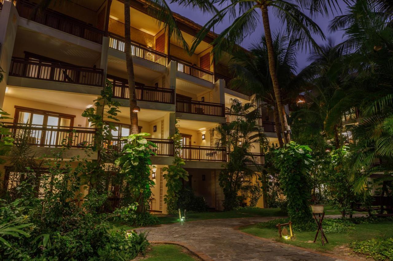 Bamboo Village & Resort 4*
