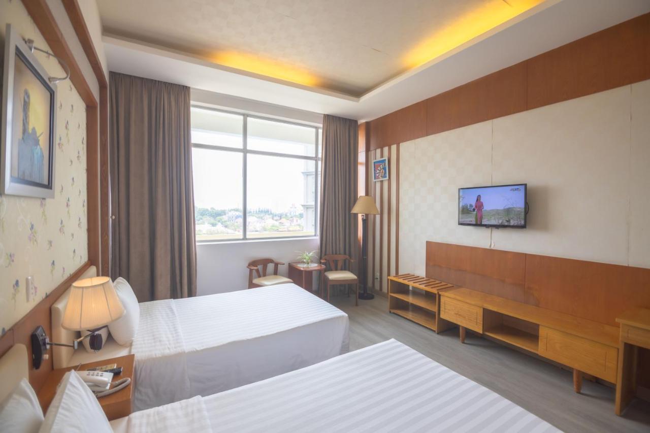 Sammy Hotel