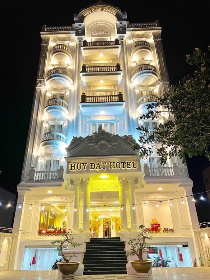 Hotel Huy *