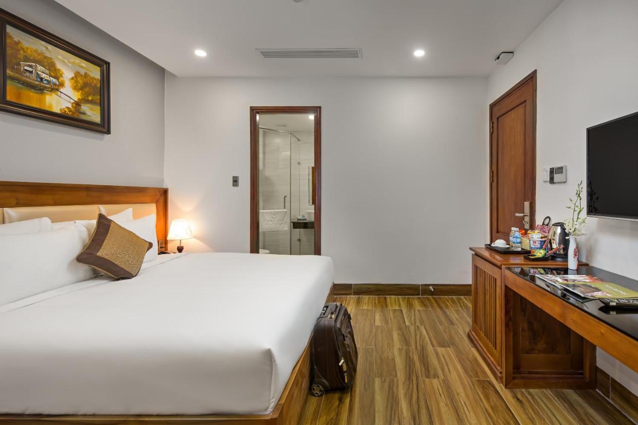 Bãi Biển Alisia 4* Đà Nẵng
