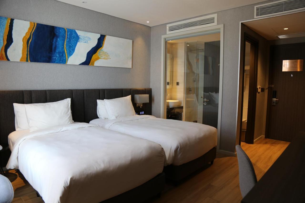 Premier Pearl Hotel