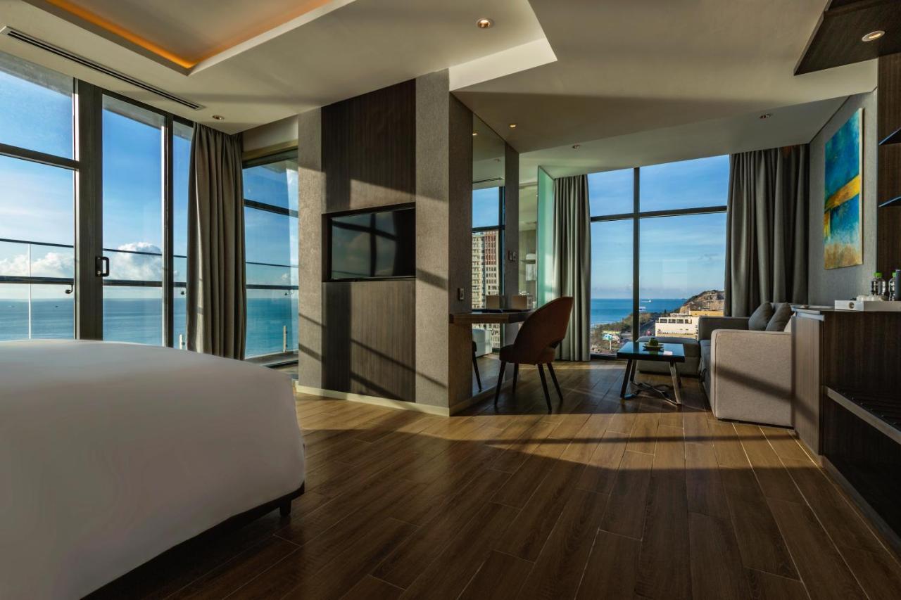 Premier Pearl Hotel