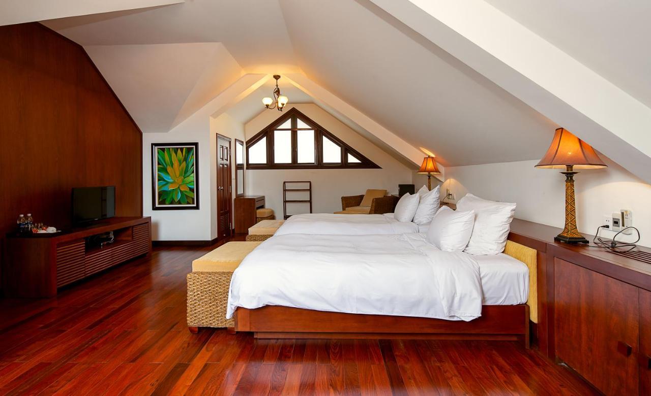 Tropical Villas Beach