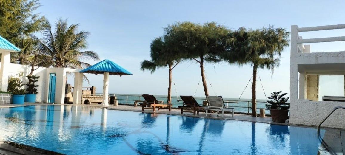 Yen Family Hotel