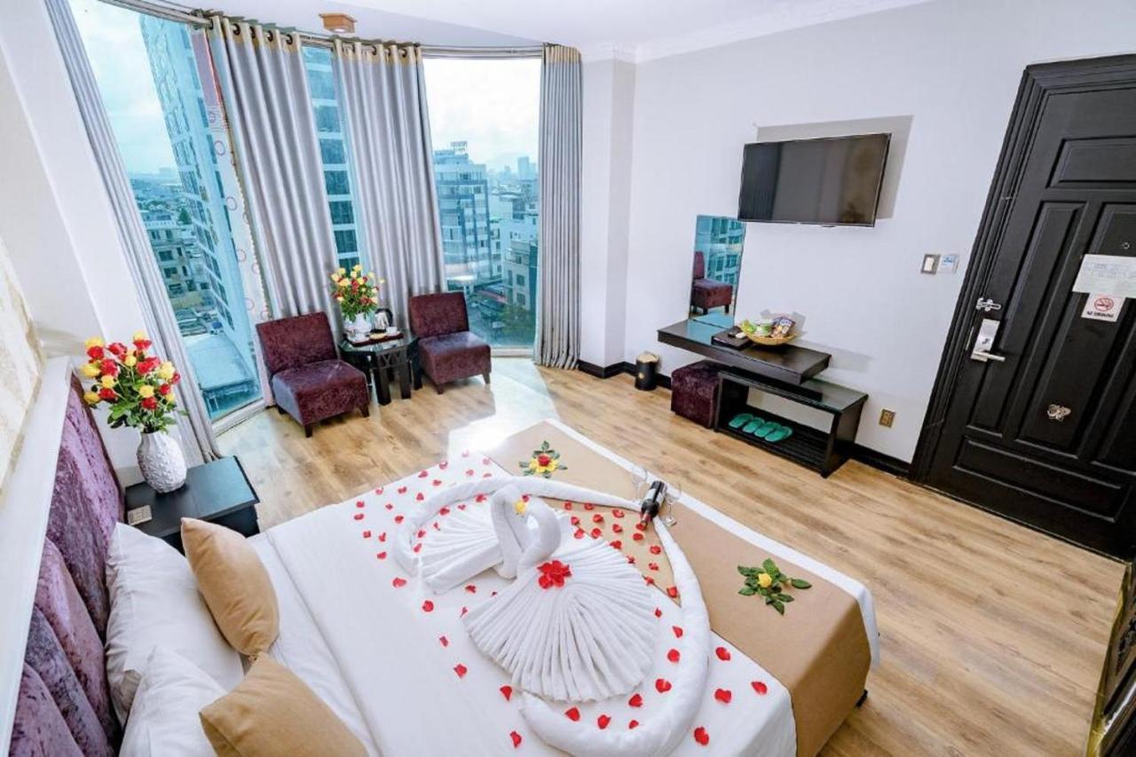 Hotel Adina 3 Star 3*