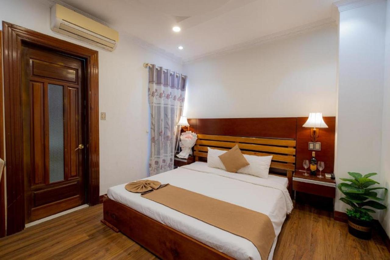 Hotel Adina 3 Star Da Nang
