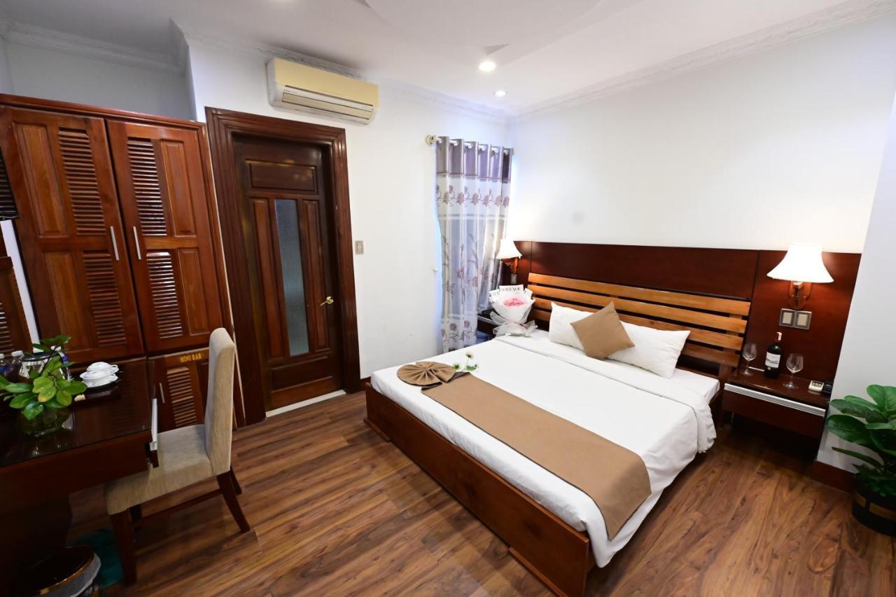 Adina 3 Star Da Nang