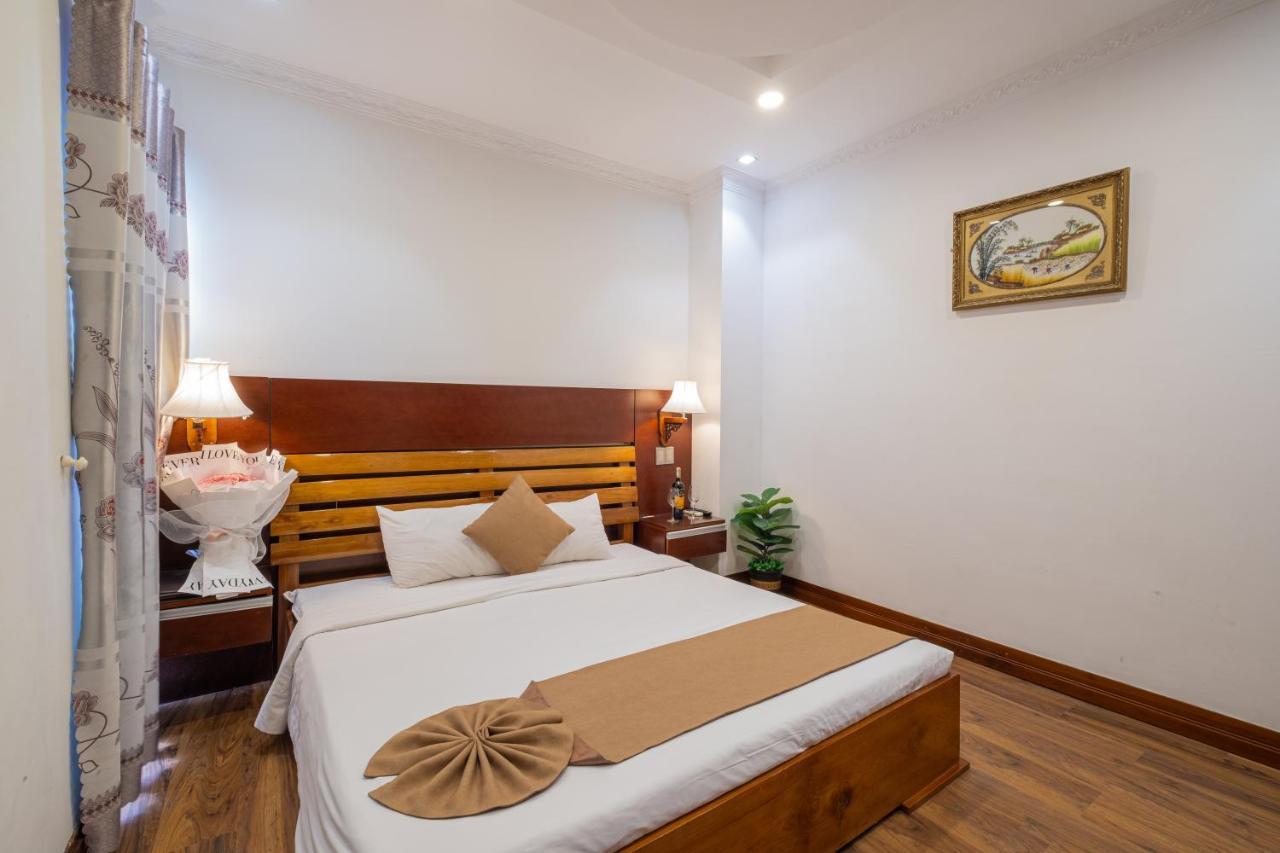 Adina 3 Star Hotel