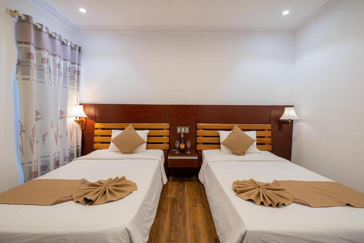 Adina 3 Star Da Nang