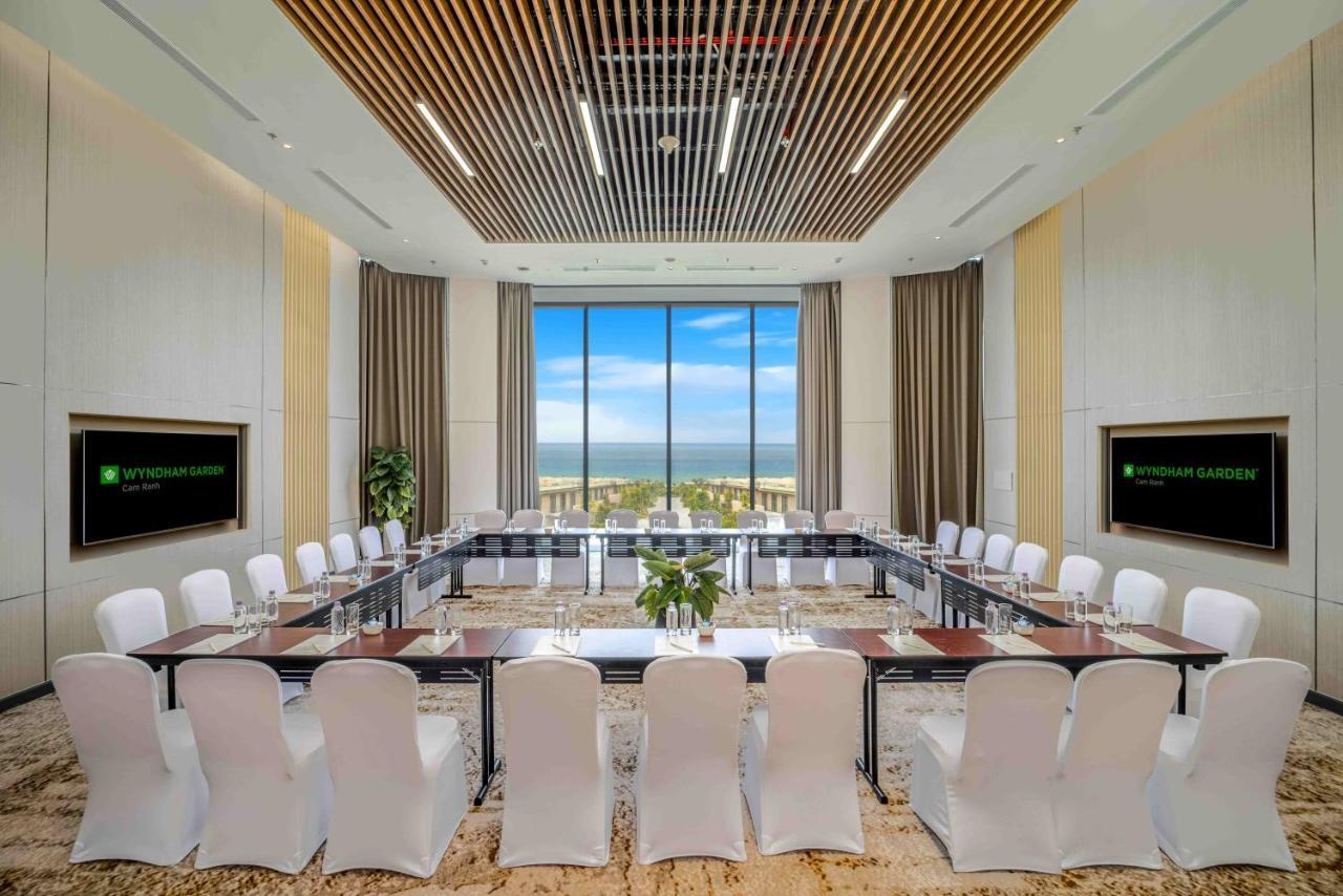 Hotel Wyndham Garden Cam Ranh