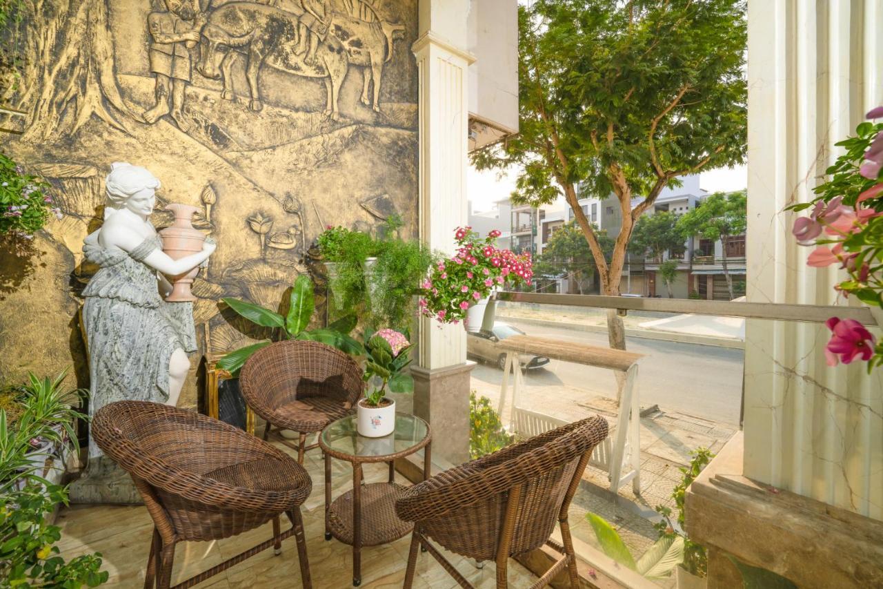 Titan Hotel Da Nang 3*