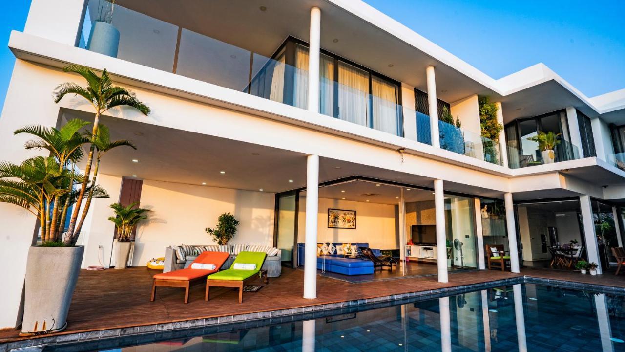 Hapier Villa *