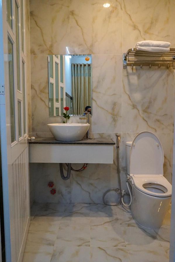 Hoai Anh Hotel *
