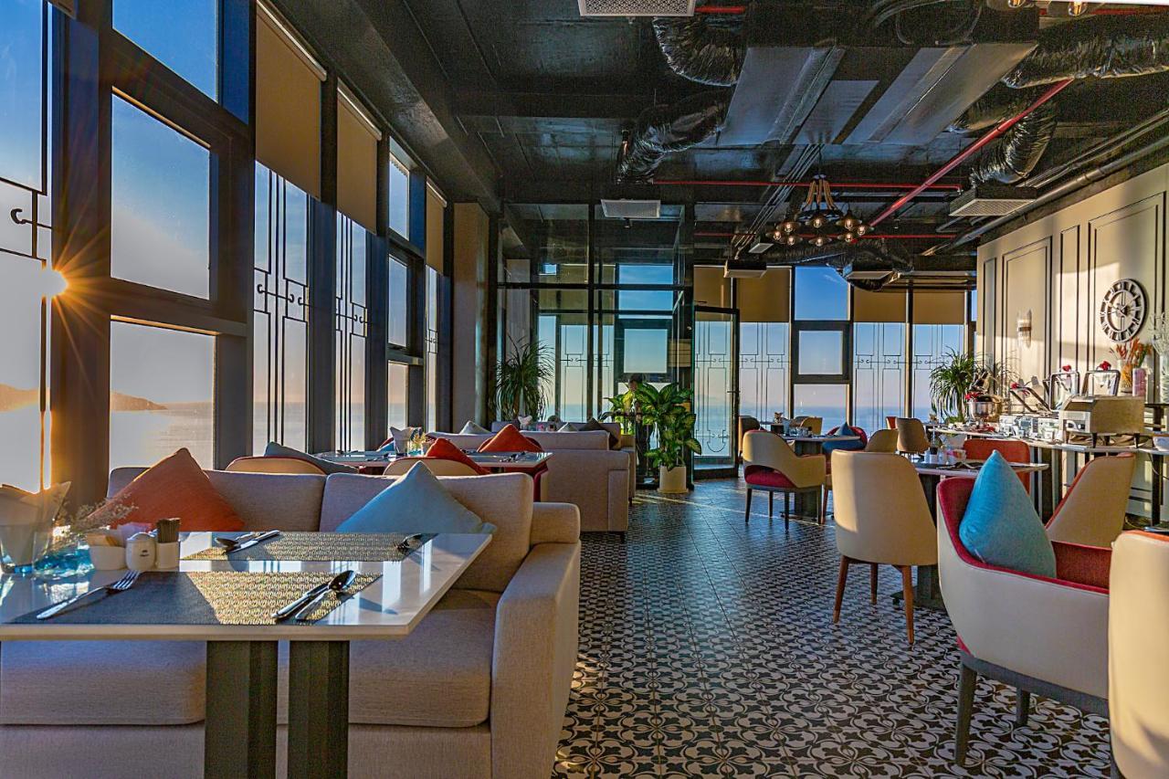 Peninsula 5*