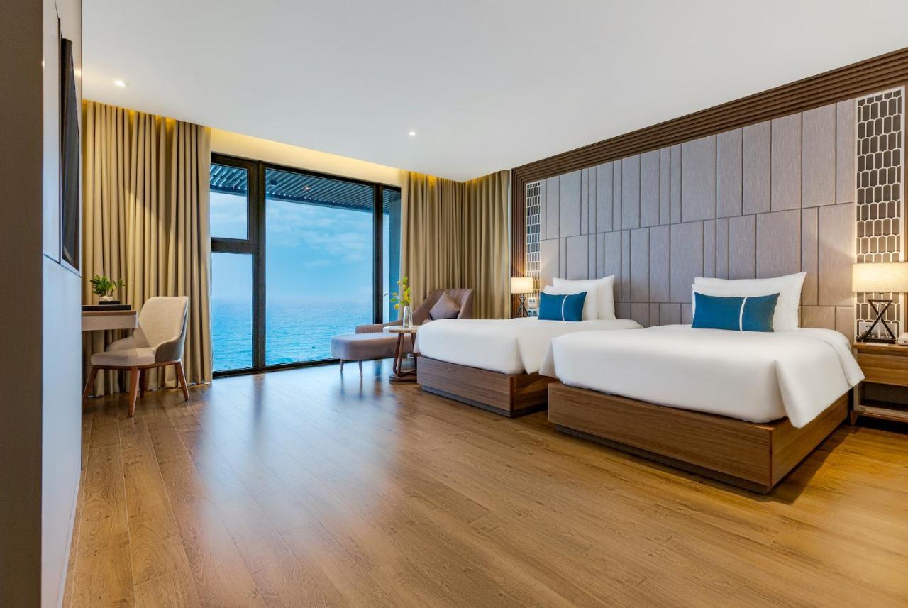 Peninsula 5*