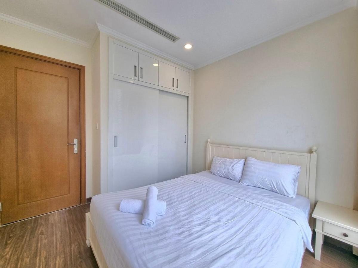 Happy Homes - Vinhomes Park Apartment Ho-Chi-Minh-Stadt