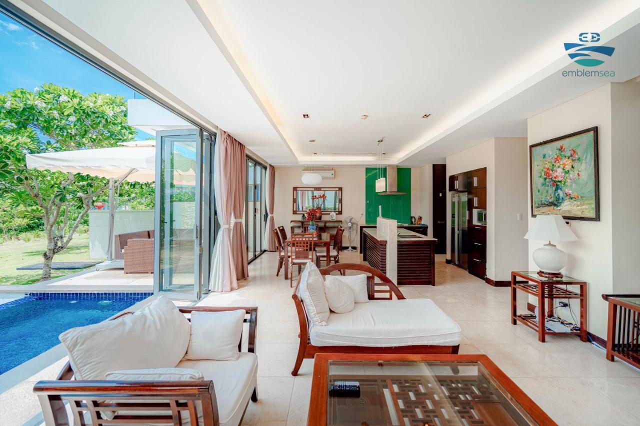 Resort Emblem Sea 3 Bedroom *