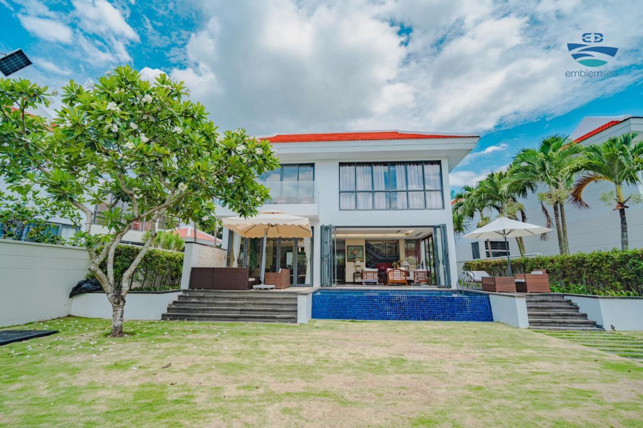 Emblem Sea 3 Bedroom Resort *