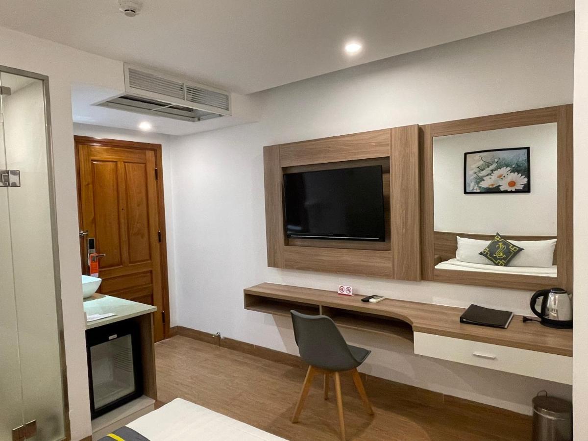 Hotel Skylight 3*