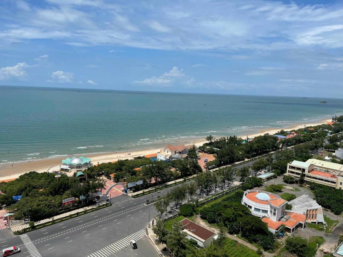 Apartment Bearbrick Near Beach, Csj Tower