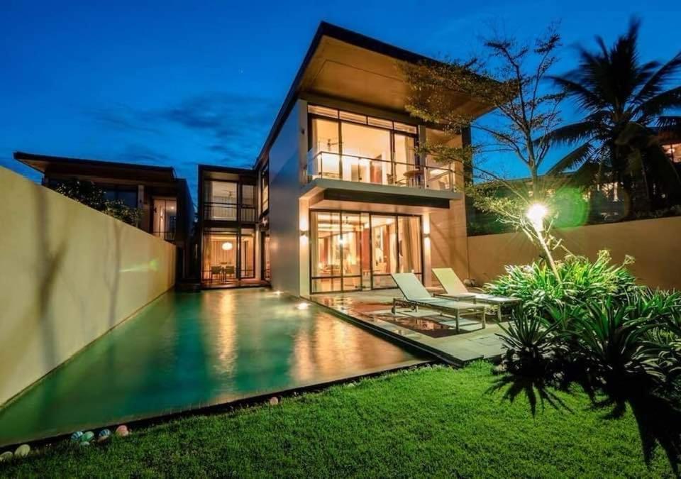 Seaview And -spa By Jt Group 
