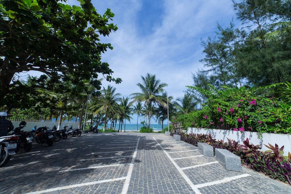 Gold Coast Hotel 3*