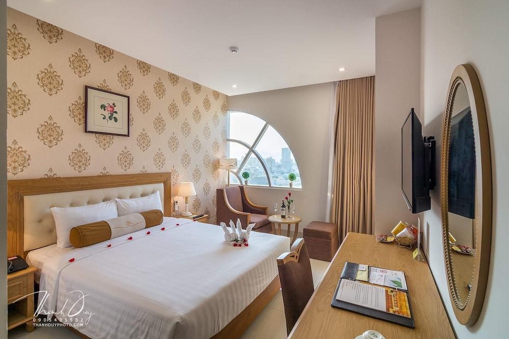 Royal Family Hotel Đà Nẵng
