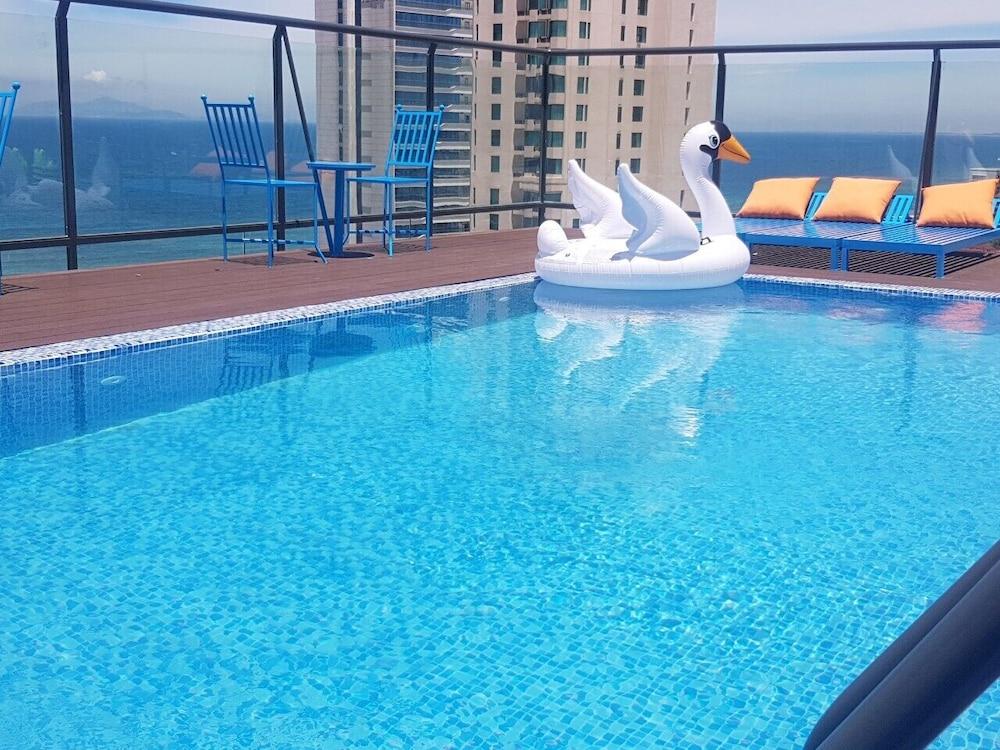 Hotel Royal Family 4*
