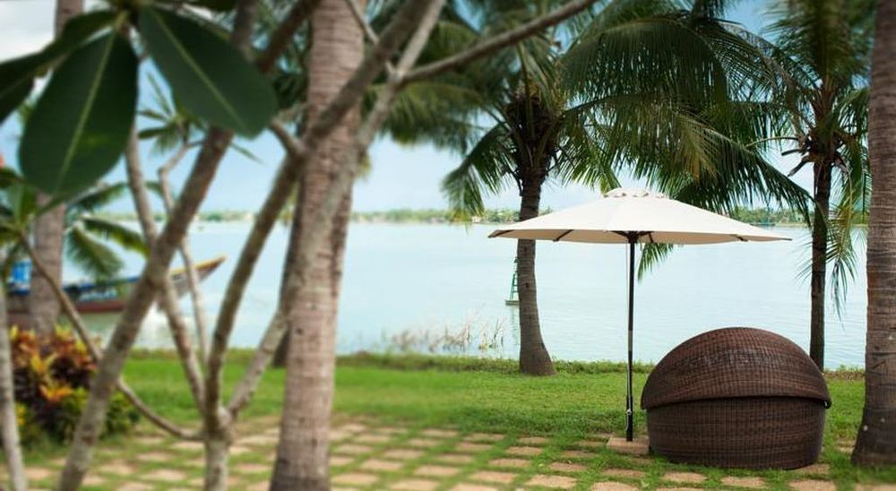 Vinh Hung Riverside Resort&spa Resort