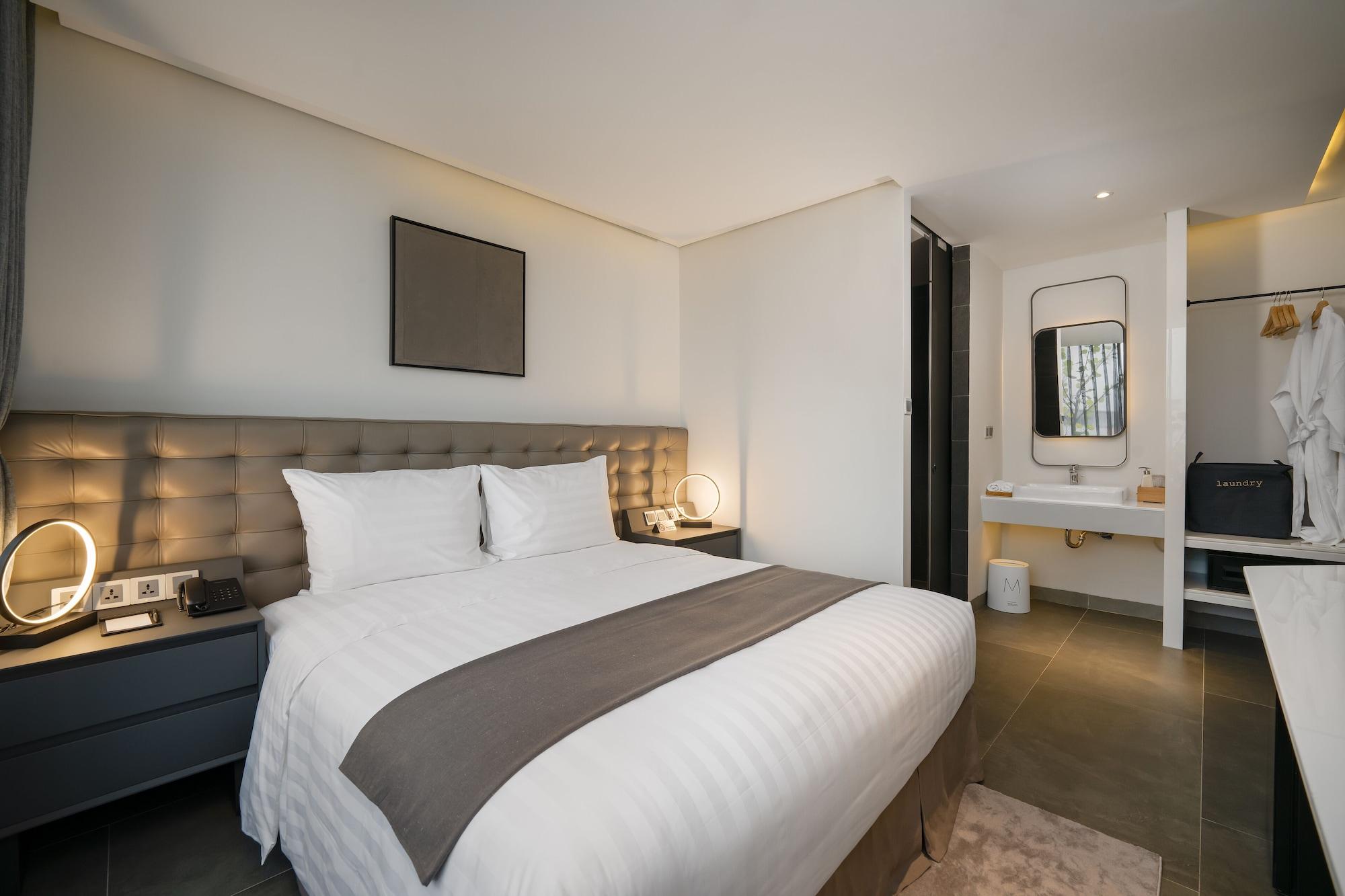 Legend Boutique Hotel
