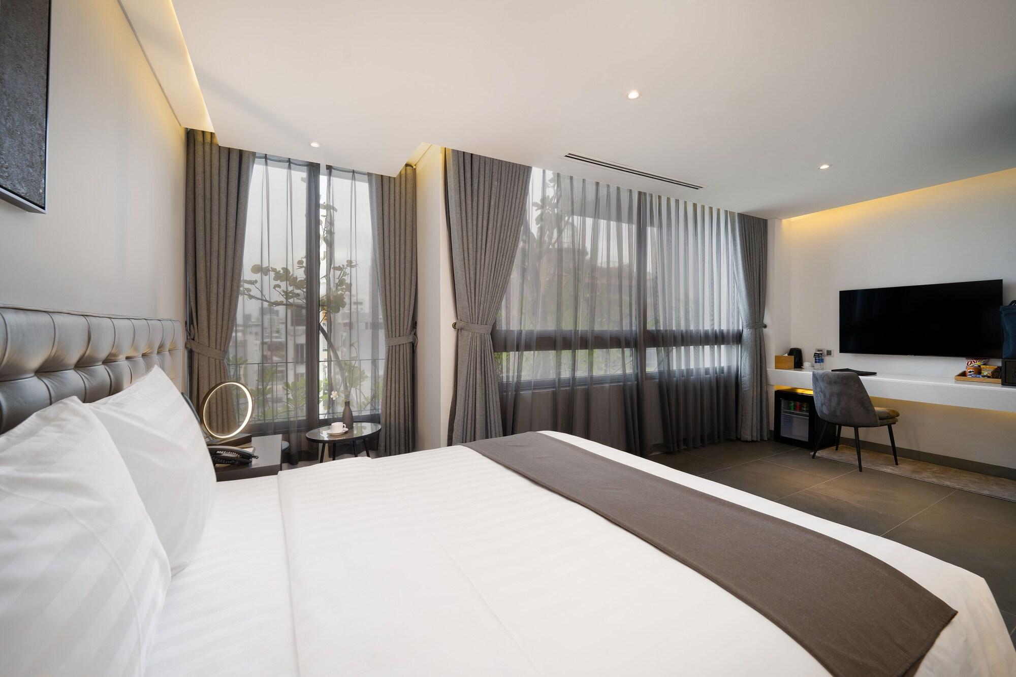 Legend Boutique Đà Nẵng