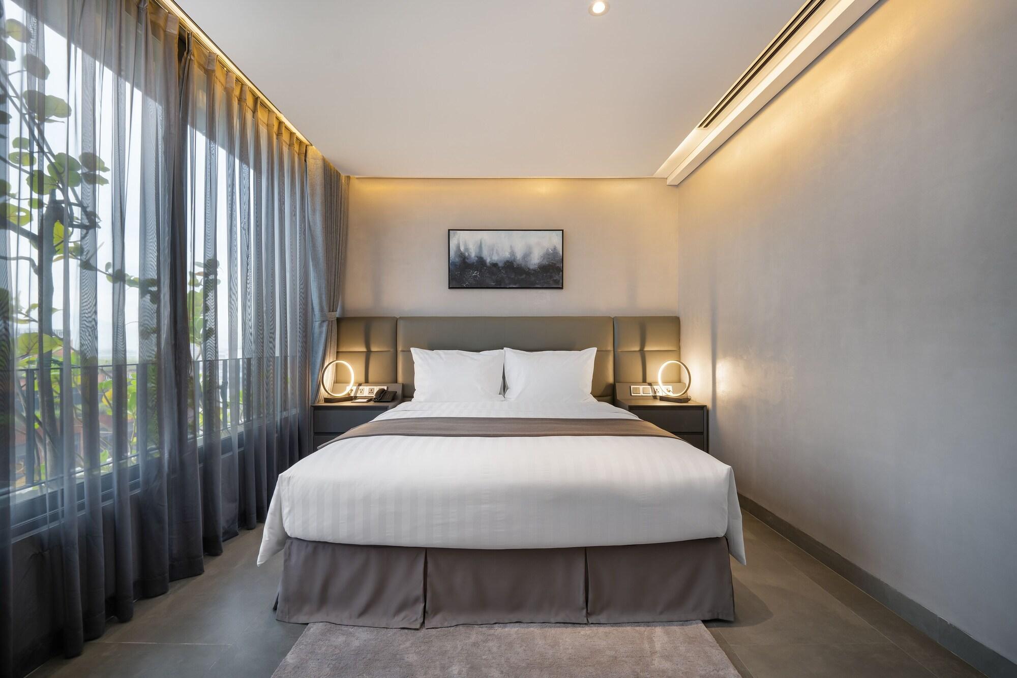 Legend Boutique 3*