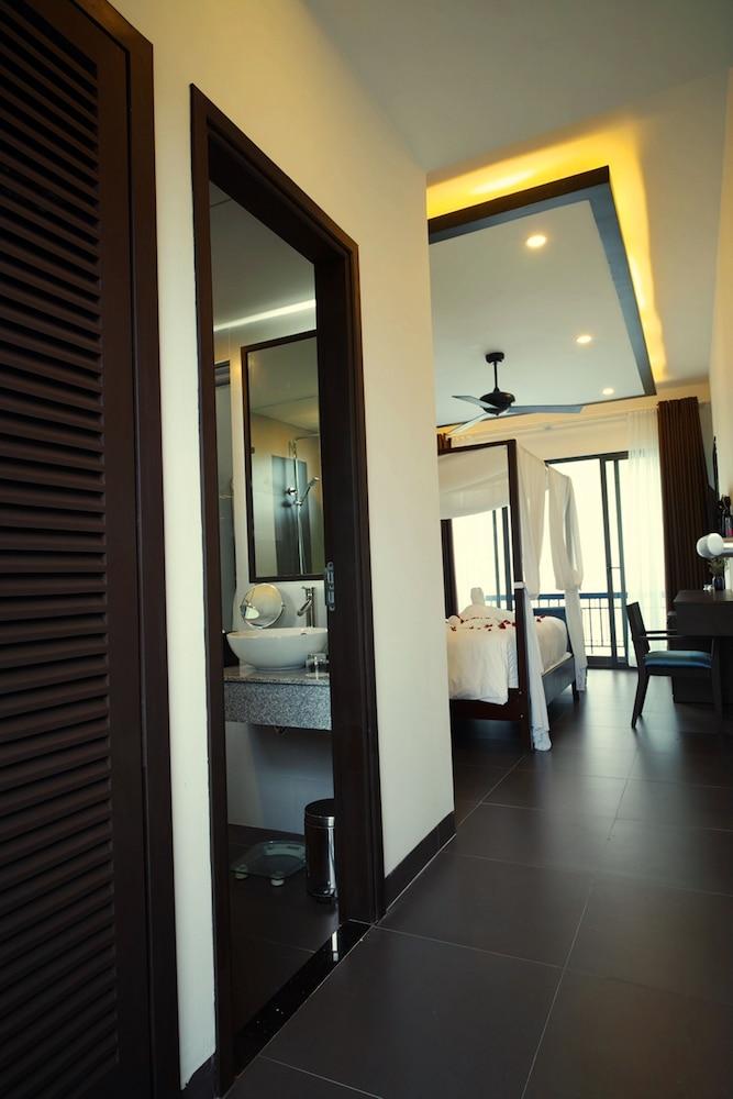 Lavini Hoian Boutique Khách sạn