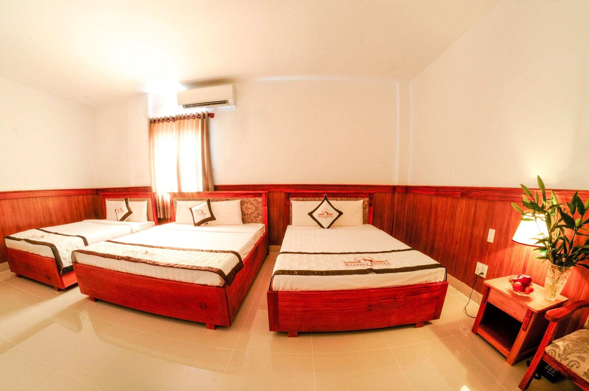Sammy Hotel Ha Tien