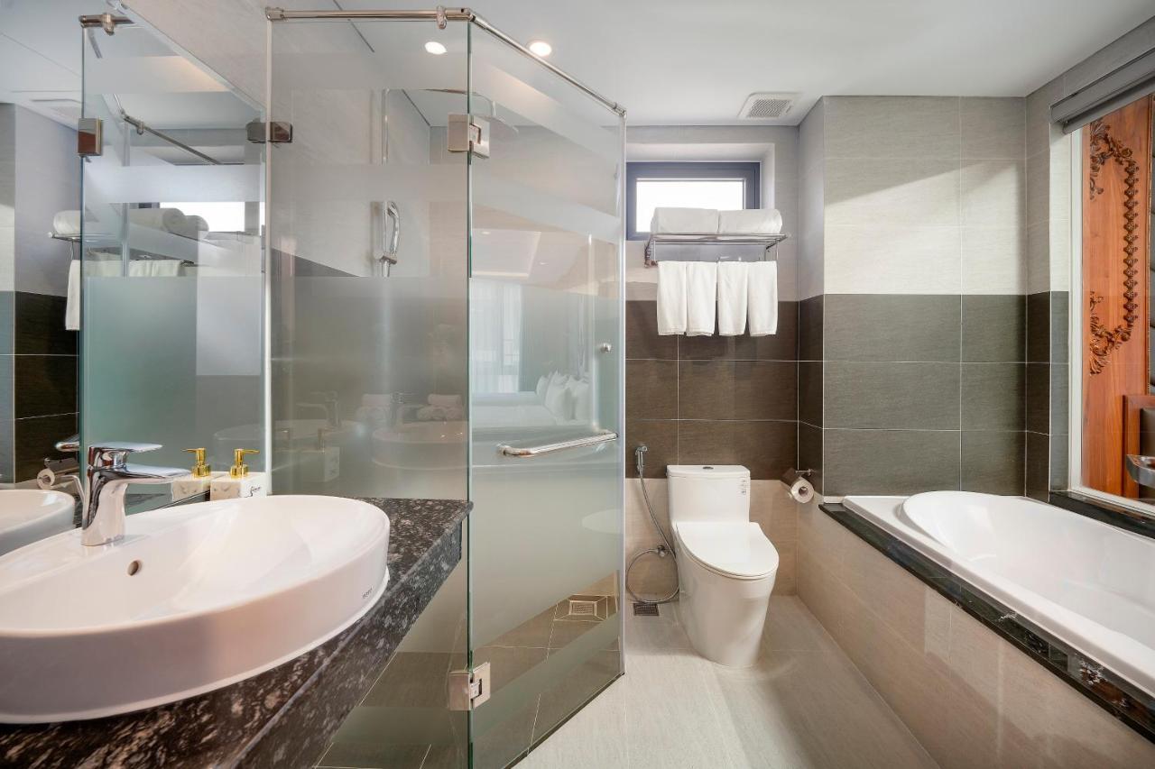 Monalisa Luxury Hotel Da Nang