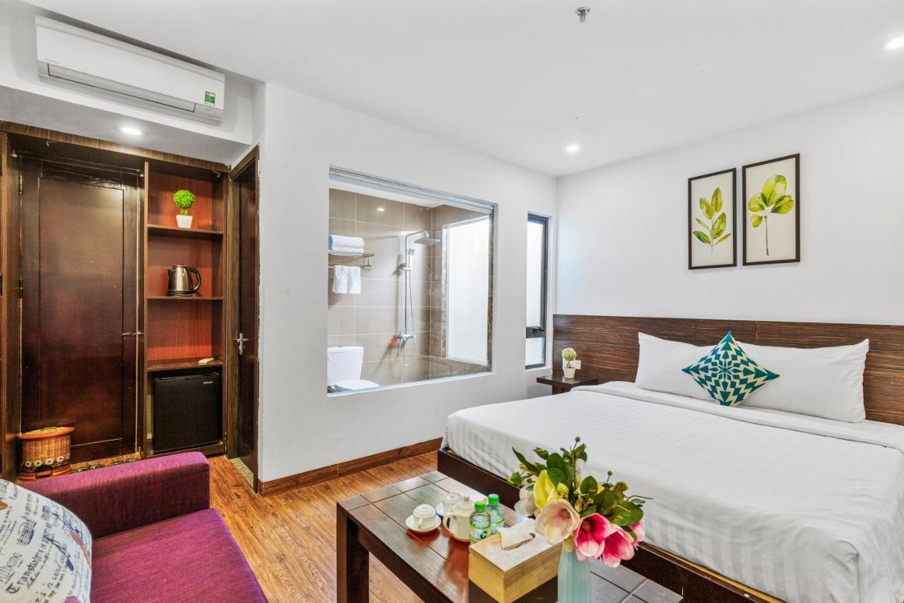 Amis & - 50m To My Khe Hotel 3*
