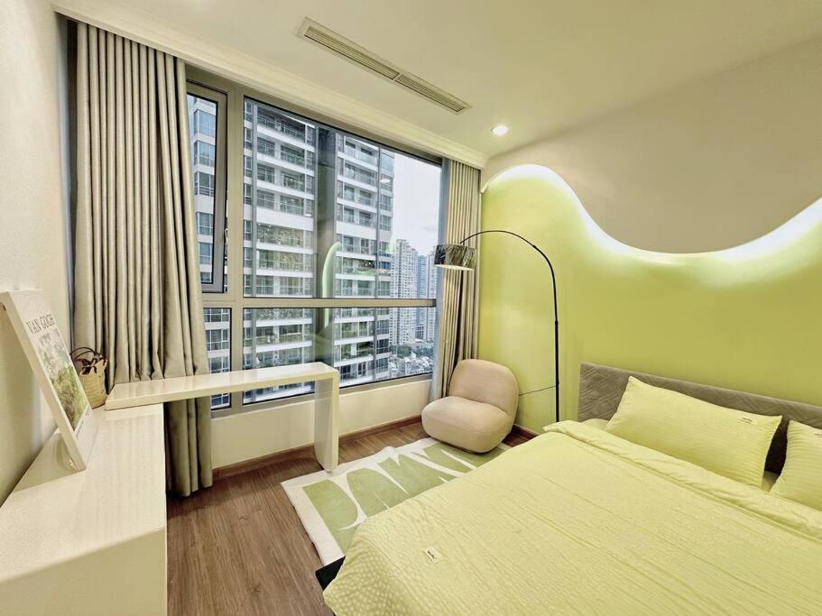 2bedroom Landmark 1 Park-pool-gym-can Ho Vinhomes 2pn-2g Ho Chi Minh City