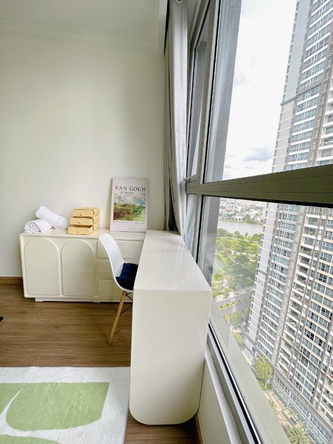 Apartment 2bedroom Landmark 1 Park-pool-gym-can Ho Vinhomes 2pn-2g *