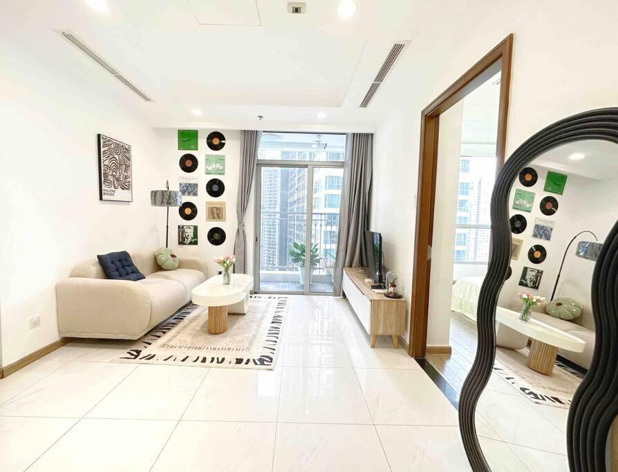 2bedroom Landmark 1 Park-pool-gym-can Ho Vinhomes 2pn-2g