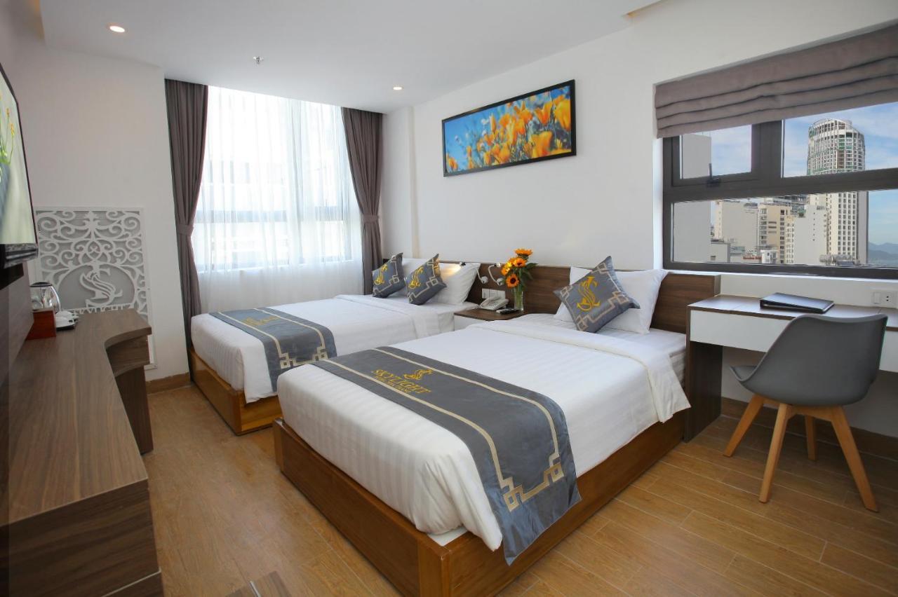 Skylight 3*