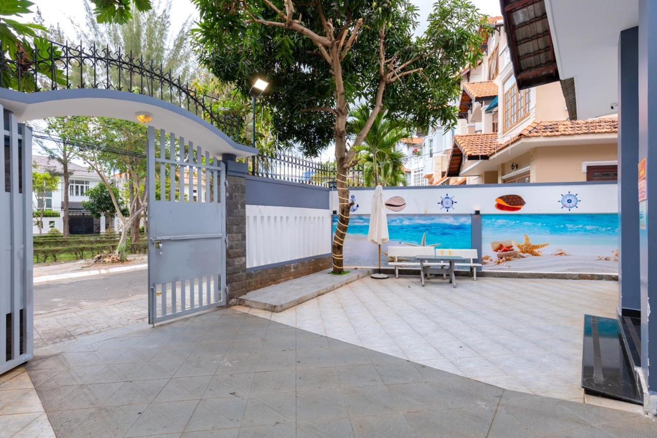 Ho Boi Phuong Nam Bai Sau Villa *