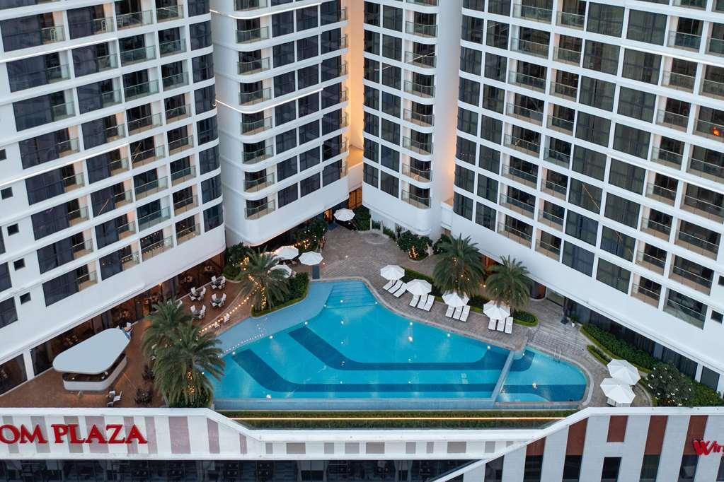Melia Vinpearl Empire 5* Nha Trang