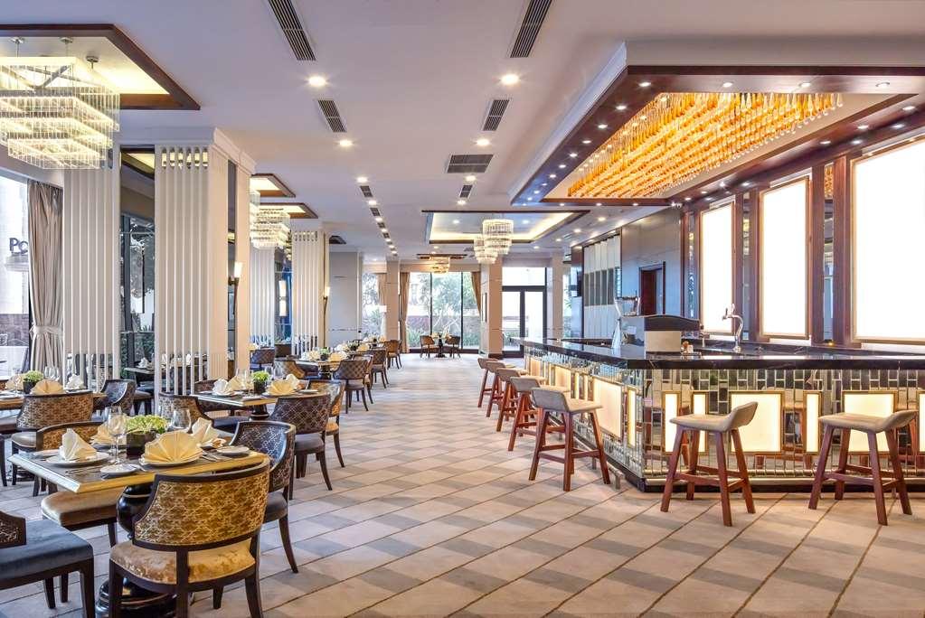 Melia Vinpearl Empire Hotel Nha Trang