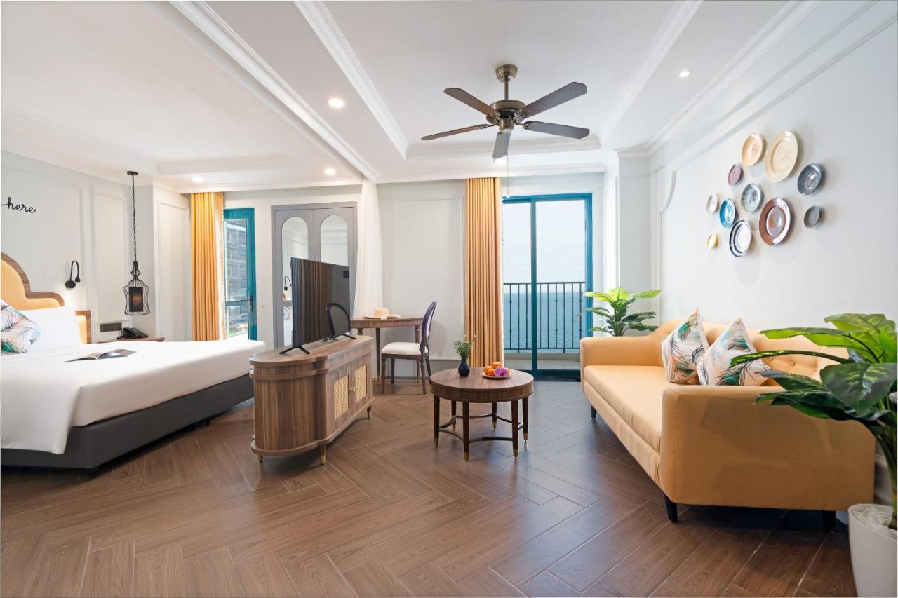 Pavillon Boutique & Hotel 4*