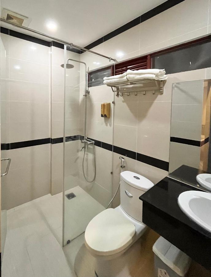 Yen Indochine Khách sạn *