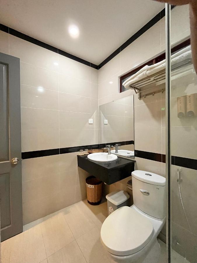 Yen Indochine Khách sạn *